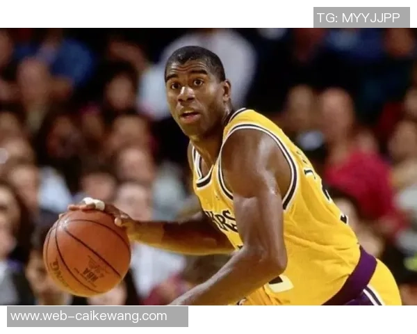 扎克拉文的篮球之路：从新秀到全明星的辉煌历程与成长故事